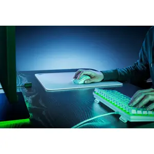 razer-atlas-gaming-mouse-pad-white-15077-wlononwcra769.webp