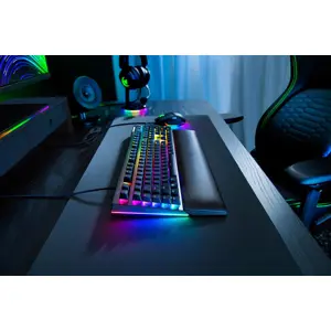 razer-blackwidow-v4-keyboard-gaming-usb-qwerty-german-black-81431-wlononwcrmtin.webp