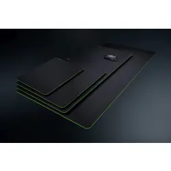 razer-gigantus-v2-large-gaming-mouse-pad-black-green-7802-arbrazpod0011.webp