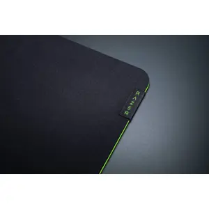 razer-gigantus-v2-xxl-gaming-mouse-pad-black-green-26450-wlononwcrcibf.webp