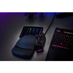 razer-keypad-tartarus-v2-chroma-56567-wlononwcrark7.webp