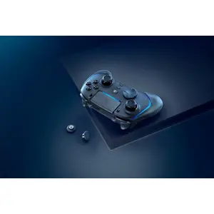 razer-wolverine-v2-pro-black-gamepad-analogue-digital-pc-pla-29150-wlononwcracxl.webp