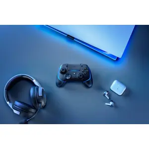 razer-wolverine-v2-pro-black-gamepad-analogue-digital-pc-pla-29321-wlononwcracxl.webp