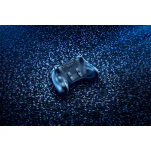 razer-wolverine-v2-pro-black-gamepad-analogue-digital-pc-pla-29515-wlononwcracxl.webp