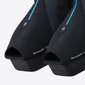 regeneracijske-cizme-therabody-recoveryair-jetboots-82625-firthbmas0015.webp