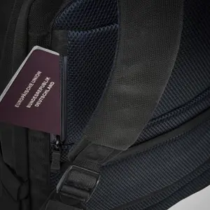 rivacase-8460-432-cm-17-backpack-case-black-49929-wlononwcrdfhg.webp