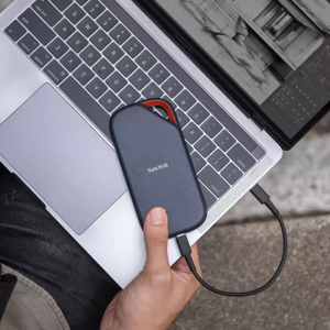 sandisk-4tb-extreme-pro-usb-c-nvme-usb-4-zunanji-ssd-disk-35710-e0019131.webp