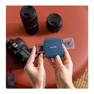 sandisk-pro-cinema-cfexpress-card-reader-41428-e0019367.webp