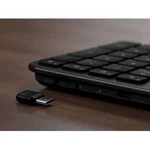 satechi-slim-ex3-wireless-keyboard-us-english-space-black-6870-st-kex3c-en.webp