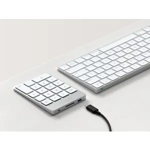 satechi-slim-wireless-keypad-silver-21944-st-ksalkps.webp