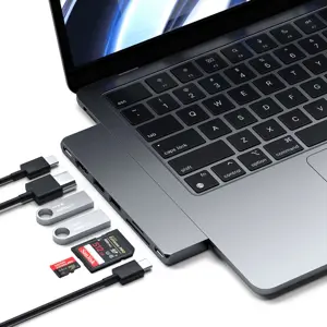 satechi-type-c-pro-hub-slim-space-gray-28430-wlononwcrnroc.webp