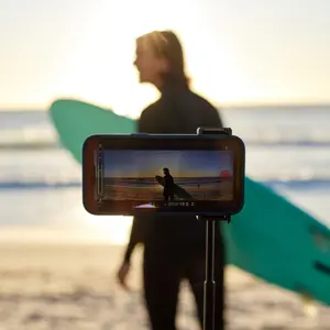 shiftcam-lensultra-155x-anamorphic-lens-54631-wlononwcroa52.webp