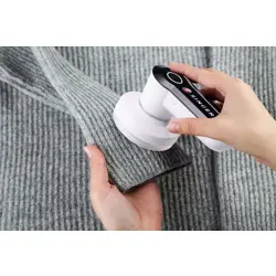 singer-220015002-fabric-shaver-black-white-stainless-steel-8440-wlononwcrfpei.webp