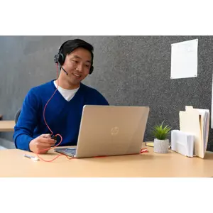 slusalice-poly-blackwire-8225-za-ms-teams-s-usb-ac-kabelom-k-93939-wlononwcrcmkm.webp