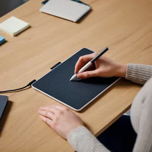 small-pen-tablet-wacom-one-n-gt-130005-74949-wlononwcrnryz.webp