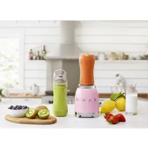 smeg-50s-style-blenders-pbf01pkeu-pink-67550-wlononwcrojlo.webp