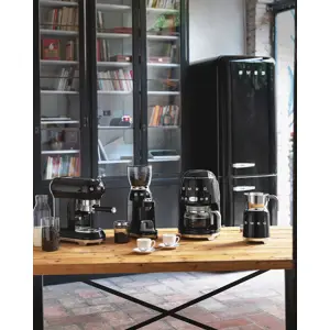 smeg-50s-style-drip-filter-coffee-machine-dcf02bleu-black-67050-wlononwcrjfnk.webp