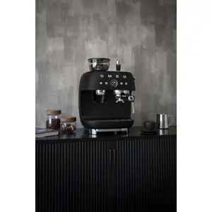 smeg-50s-style-espresso-coffee-machine-egf03bleu-black-93852-wlononwcrpmum.webp