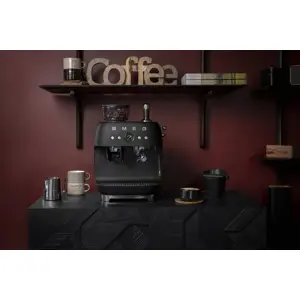 smeg-50s-style-espresso-coffee-machine-egf03bleu-black-97236-wlononwcrpmum.webp