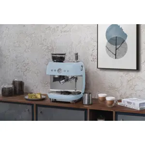 smeg-50s-style-espresso-coffee-machine-egf03pbeu-pastel-blue-79210-wlononwcrpmu5.webp