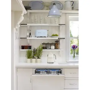 smeg-50s-style-kettles-klf03creu-cream-15533-agdsmecze0007.webp