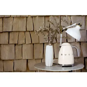 smeg-50s-style-kettles-klf03creu-cream-16525-agdsmecze0007.webp
