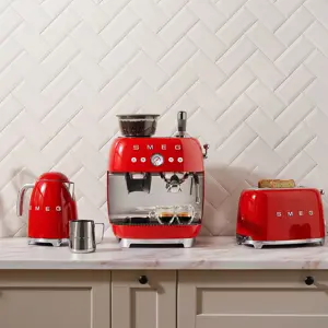 smeg-50s-style-kettles-klf03rdeu-red-69267-wlononwcrmupr.webp