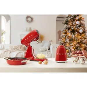 smeg-50s-style-kettles-klf03rdeu-red-99127-wlononwcrmupr.webp