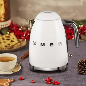 smeg-50s-style-kettles-klf03wheu-white-49693-wlononwcrjee6.webp