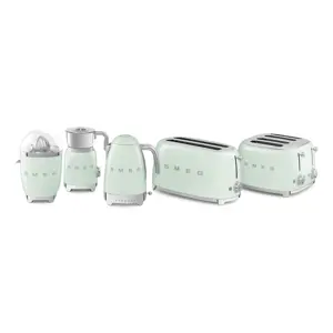 smeg-50s-style-kettles-klf04pgeu-pastel-green-42735-wlononwcrmw26.webp