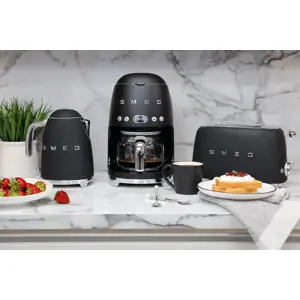 smeg-50s-style-toaster-tsf01blmeu-black-23171-wlononwcrjffw.webp