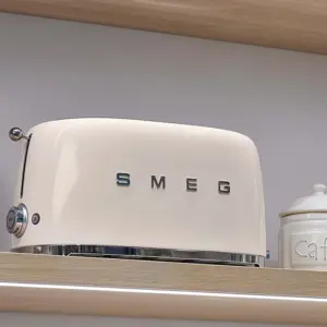 smeg-50s-style-toaster-tsf02creu-cream-16051-wlononwcrjfb8.webp