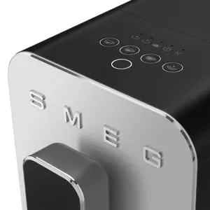 smeg-collection-espresso-coffee-machine-bcc12blmeu-black-88871-agdsmeexp0002.webp