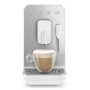 smeg-collection-espresso-coffee-machine-bcc12whmeu-white-46620-agdsmeexp0003.webp