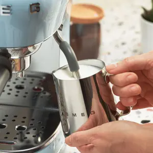 smeg-ecf02pbeu-coffee-maker-manual-espresso-machine-11-l-76528-wlononwcrojlw.webp