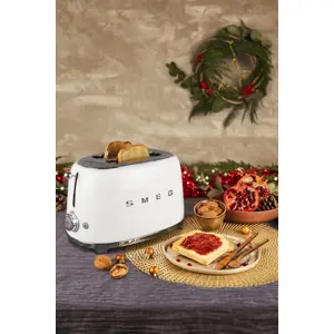 smeg-toaster-white-tsf01wheu-58494-wlononwcrjeup.webp