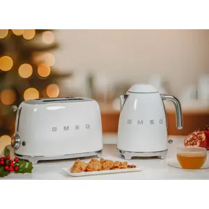smeg-toaster-white-tsf01wheu-75874-wlononwcrjeup.webp