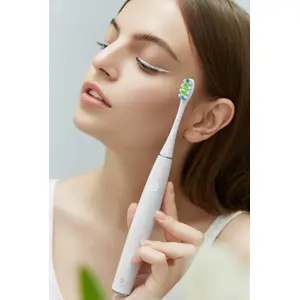 sonic-toothbrush-oclean-air-2t-white-77545-wlononwcrjhh6.webp
