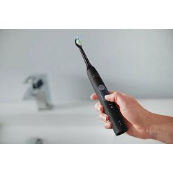 sonicna-elektricna-cetkica-philips-sonicare-protectiveclean--hx683044_1.jpg