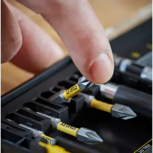 sta-set-of-bits-32pcs-fatmax-81959-wlononwcrfkrh.webp