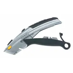 stanley-0-10-788-utility-knife-black-metallic-snap-off-blade-75303-wlononwcrirgb.webp