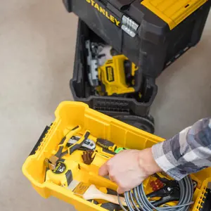 stanley-essential-tool-hard-case-plastic-grey-yellow-68317-wlononwcrfjpu.webp