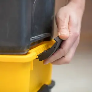stanley-essential-tool-hard-case-plastic-grey-yellow-68660-wlononwcrfjpu.webp