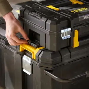 stanley-fatmax-fmst17870-1-tool-storage-case-black-61178-nopstlskr0019.webp