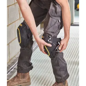 stanley-fatmax-fmst82962-1-safety-knee-pad-black-elastic-nyl-63737-wlononwcrfjtf.webp