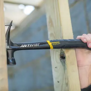 stanley-fatmax-next-generation-curve-claw-hammer-47004-wlononwcrbuxl.webp