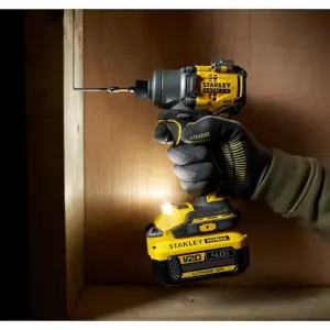 stanley-fatmax-sfmcf830b-xj-power-screwdriverimpact-driver-3-85446-wlononwcrgau8.webp