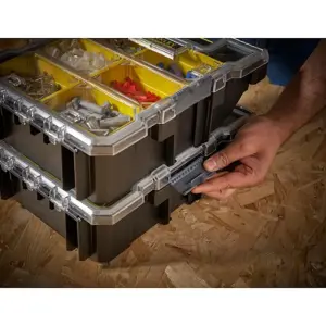 stanley-fatmax-small-organizer-41611-wlononwcrfjtg.webp