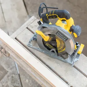stanley-fme301k-19-cm-black-yellow-5500-rpm-1650-w-44410-wlononwcrblhe.webp