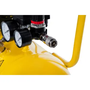 stanley-oil-compressor-24-l-1500-w-fccc404stn005-24-l-8-bar--68650-nelstlkom0003.webp